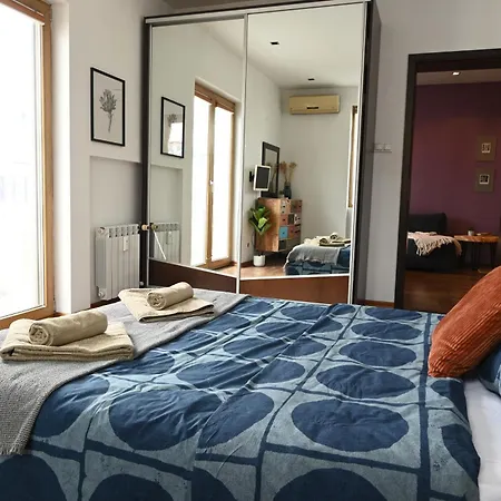 Апартаменты Slaveykov Sqr Urbanlux Topcentre 2bdr Free Parking София