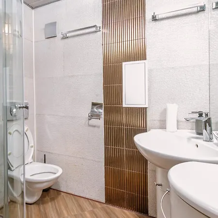 Slaveykov Sqr Urbanlux Topcentre 2bdr Free Parking Апартаменты