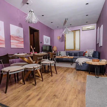Slaveykov Sqr Urbanlux Topcentre 2bdr Free Parking Апартаменты София